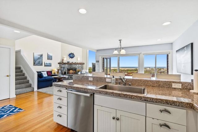 338 Monterey Dunes Way, Moss Landing, CA 95039