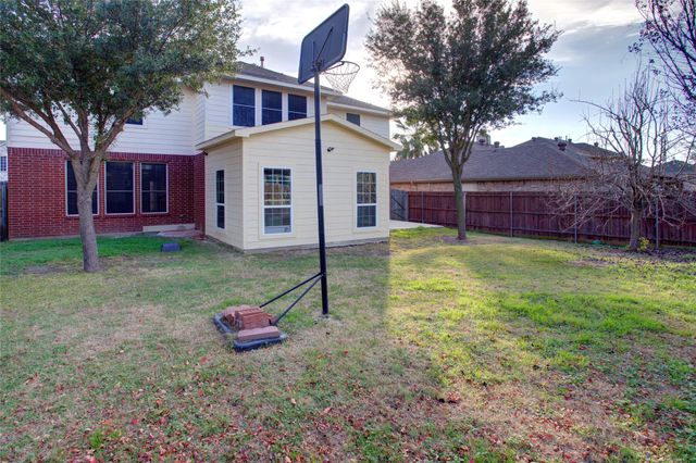 3507 Tamarack Drive, Grand Prairie, TX 75052