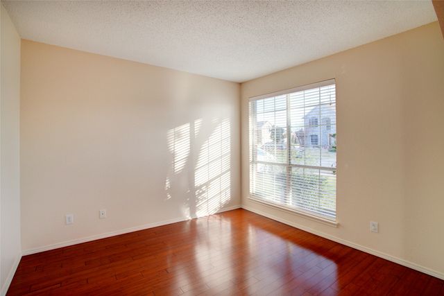 3507 Tamarack Drive, Grand Prairie, TX 75052