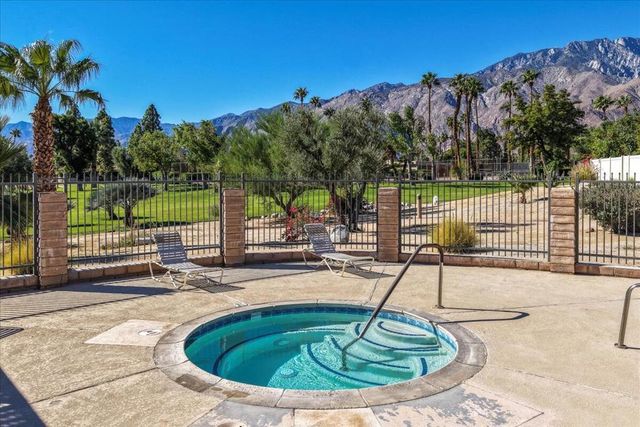 1491 Sunflower Circle N, Palm Springs, CA 92262