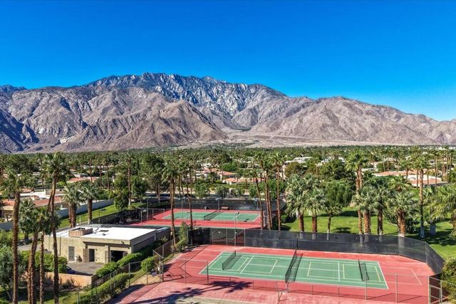 1491 Sunflower Circle N, Palm Springs, CA 92262
