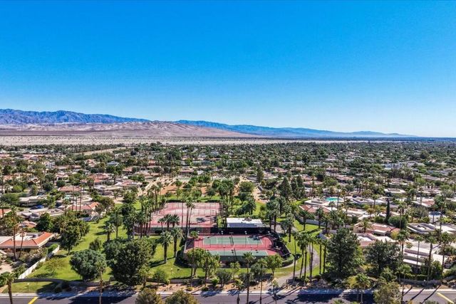 1491 Sunflower Circle N, Palm Springs, CA 92262