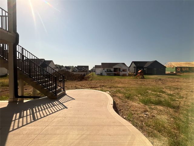 1393 S Lotus Place, West Des Moines, IA 50266