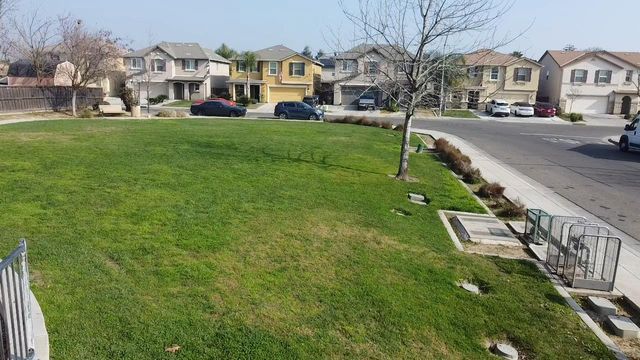 1348 Apple Court, Madera, CA 93638