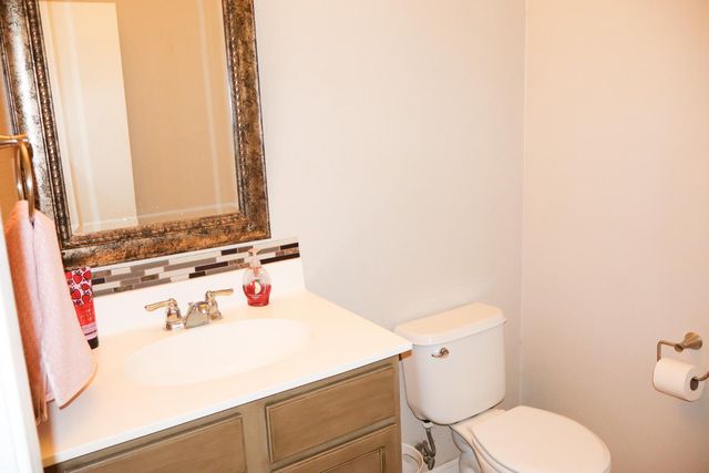 1348 Apple Court, Madera, CA 93638