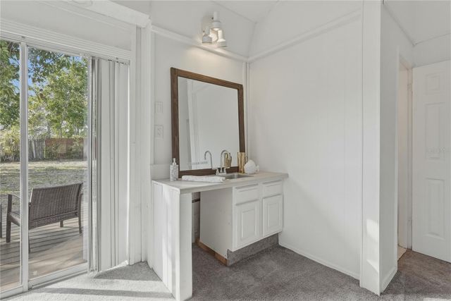 3515 COUNTRY CLUB WAY S, St Petersburg, FL 33712