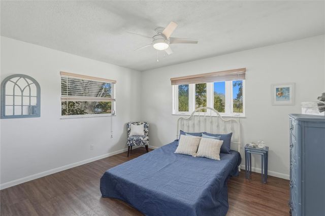 3515 COUNTRY CLUB WAY S, St Petersburg, FL 33712