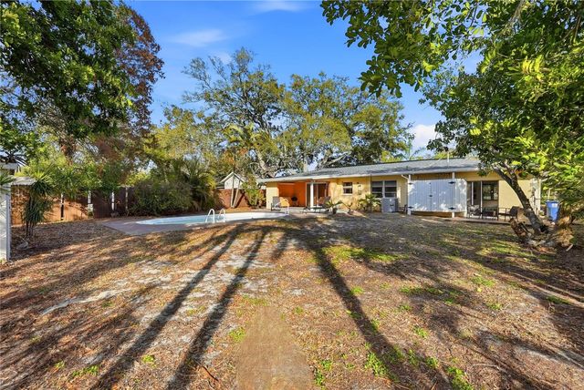 3515 COUNTRY CLUB WAY S, St Petersburg, FL 33712