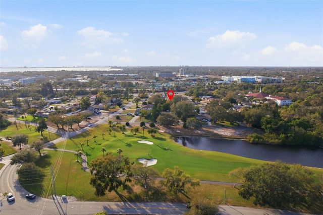 3515 COUNTRY CLUB WAY S, St Petersburg, FL 33712