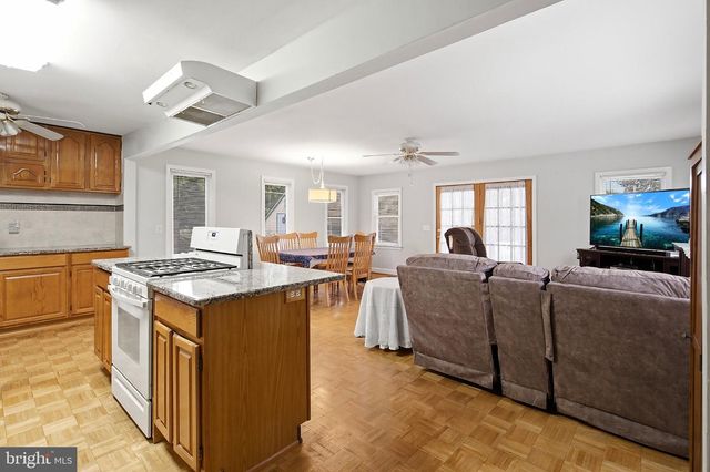 17 DARYE, Toms River, NJ 08755
