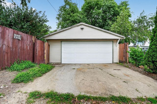 1216 Independence Avenue, Waterloo, IA 50703