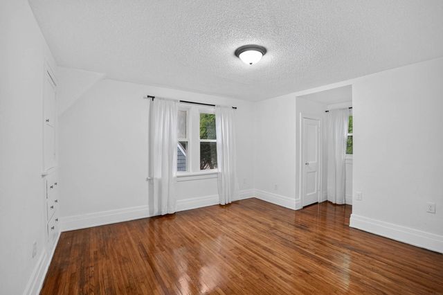 1216 Independence Avenue, Waterloo, IA 50703