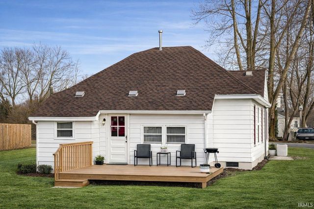 324 S Ohio Street, Bicknell, IN 47512