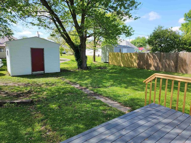 324 S Ohio Street, Bicknell, IN 47512