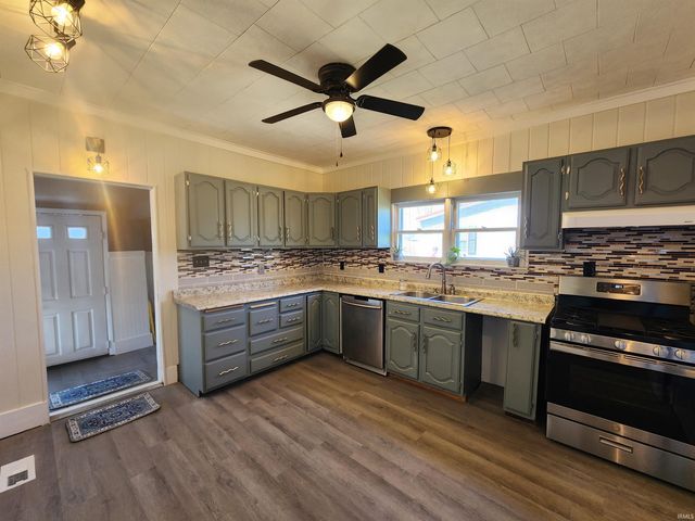 324 S Ohio Street, Bicknell, IN 47512