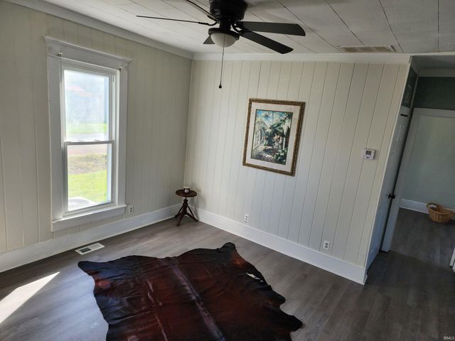 324 S Ohio Street, Bicknell, IN 47512