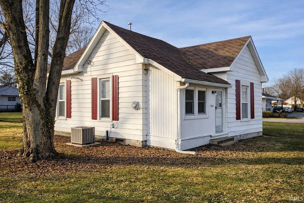 324 S Ohio Street, Bicknell, IN 47512