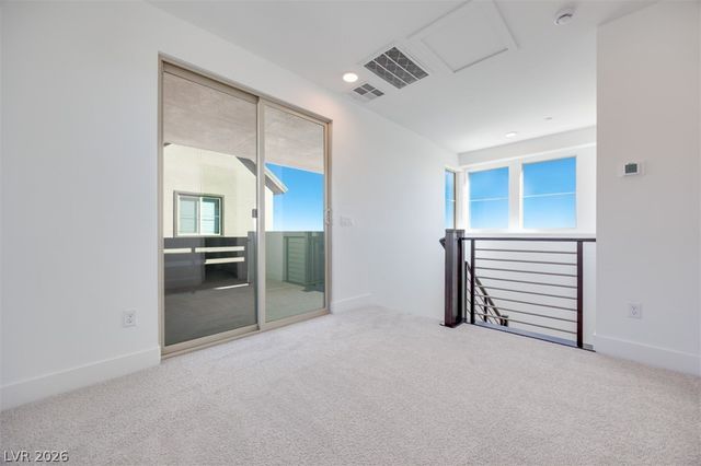 1040 Soaring Sage Avenue, Las Vegas, NV 89138