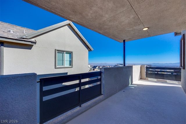 1040 Soaring Sage Avenue, Las Vegas, NV 89138
