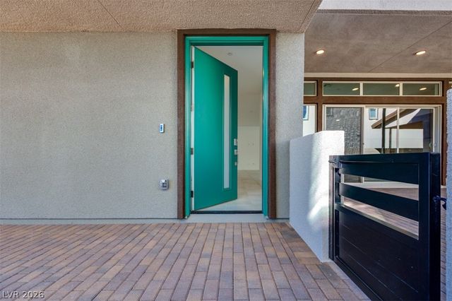 1040 Soaring Sage Avenue, Las Vegas, NV 89138