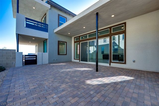 1040 Soaring Sage Avenue, Las Vegas, NV 89138