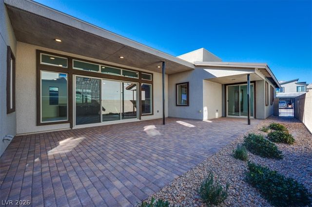 1040 Soaring Sage Avenue, Las Vegas, NV 89138