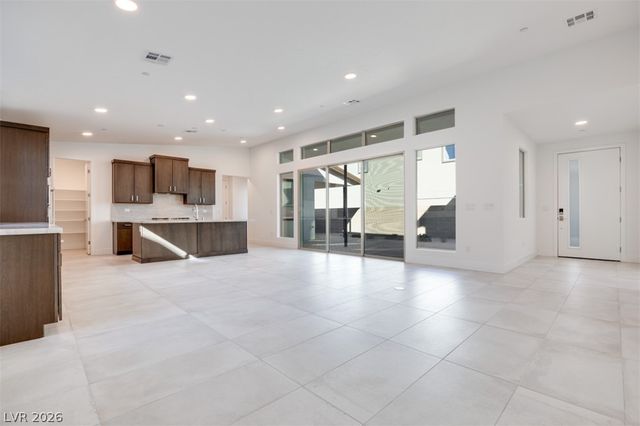 1040 Soaring Sage Avenue, Las Vegas, NV 89138