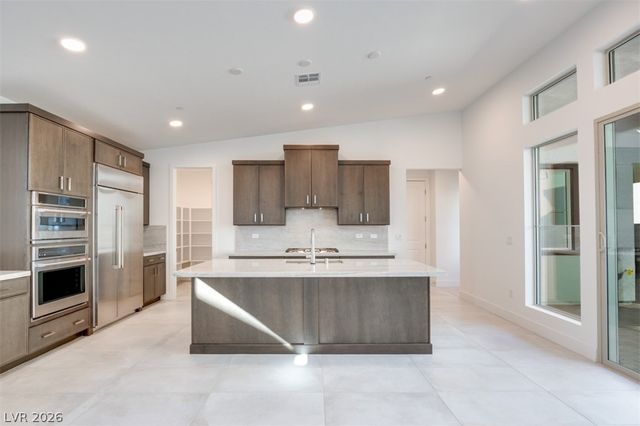 1040 Soaring Sage Avenue, Las Vegas, NV 89138