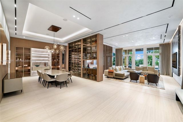 1522 Island Boulevard, Aventura, FL 33160