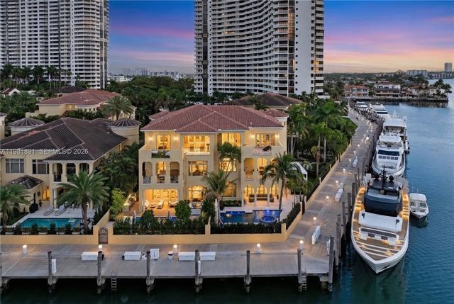 1522 Island Boulevard, Aventura, FL 33160