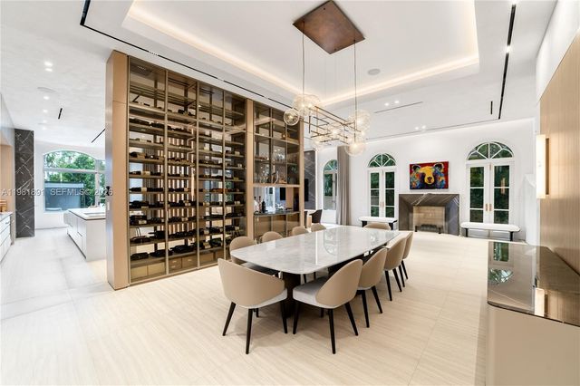 1522 Island Boulevard, Aventura, FL 33160