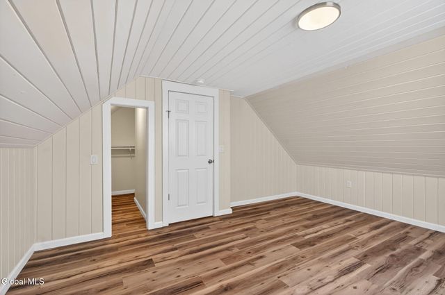 522 7th Avenue, Troy, NY 12182