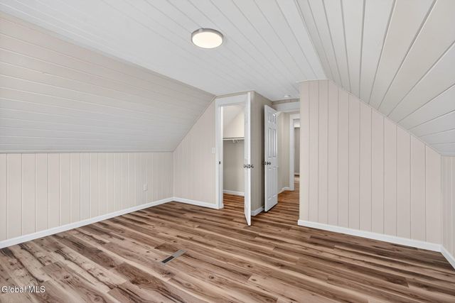 522 7th Avenue, Troy, NY 12182