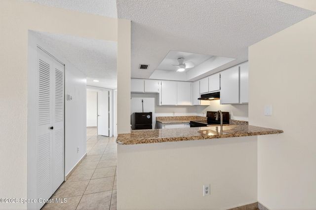 975 Sonesta Avenue NE 203, Palm Bay, FL 32905