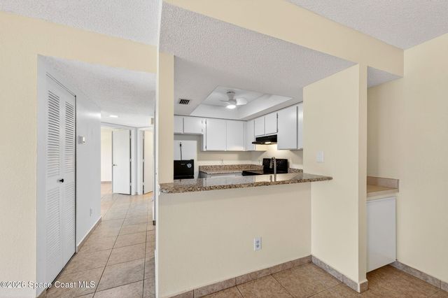 975 Sonesta Avenue NE 203, Palm Bay, FL 32905