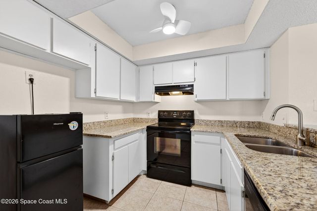 975 Sonesta Avenue NE 203, Palm Bay, FL 32905