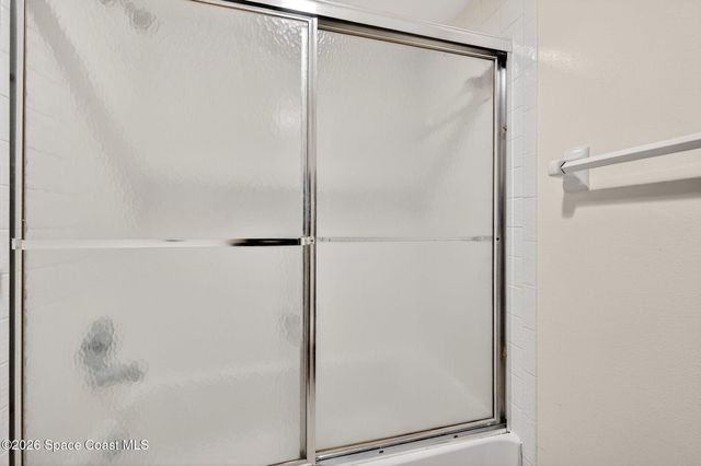 975 Sonesta Avenue NE 203, Palm Bay, FL 32905