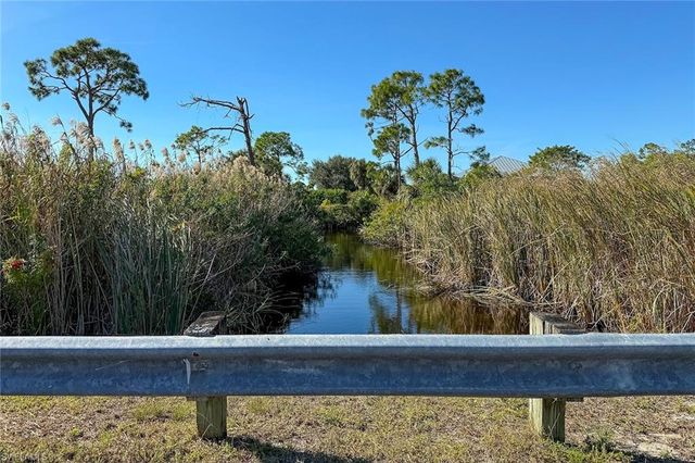 4202 NW 36th AVE, Cape Coral, FL 33993