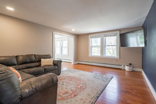 41 Main Street, Atkinson, NH 03811
