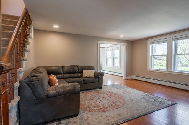 41 Main Street, Atkinson, NH 03811