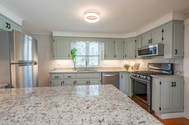 41 Main Street, Atkinson, NH 03811