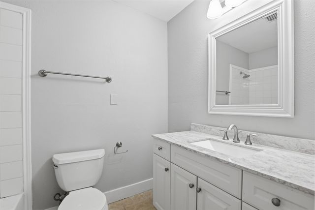 227 S Hampton Road, Dallas, TX 75208