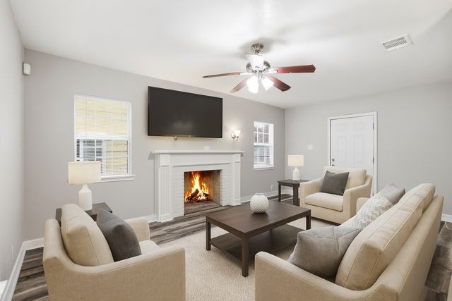 227 S Hampton Road, Dallas, TX 75208