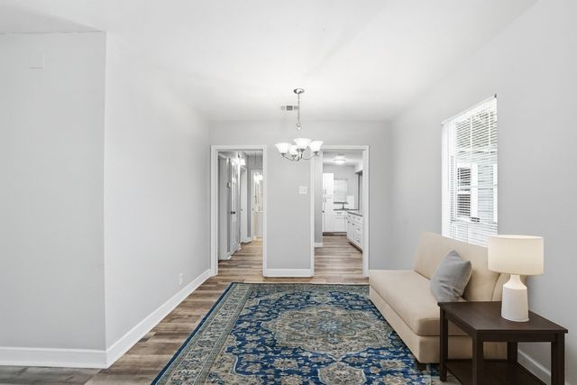 227 S Hampton Road, Dallas, TX 75208