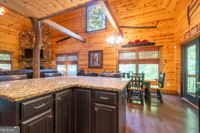 125 Sang Springs Trail, Cleveland, GA 30528