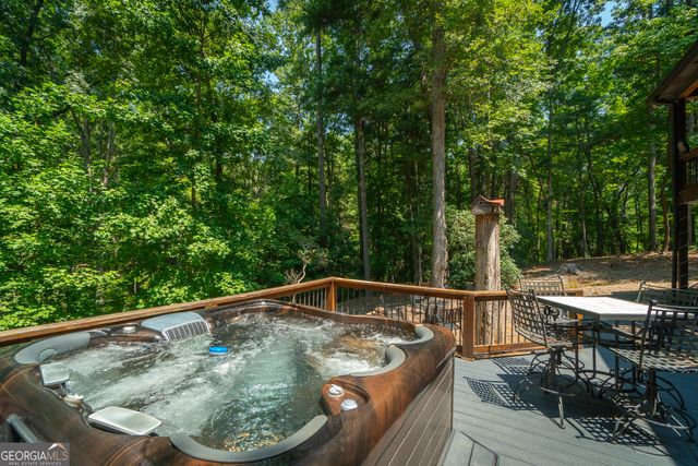 125 Sang Springs Trail, Cleveland, GA 30528