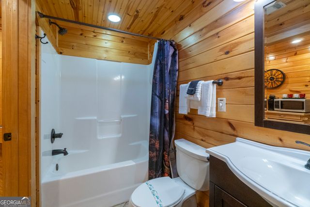 125 Sang Springs Trail, Cleveland, GA 30528