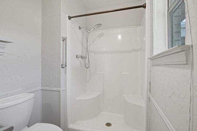 10304 Oak Creek Drive, Greenville, TX 75402