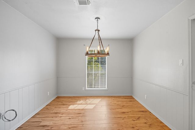 10304 Oak Creek Drive, Greenville, TX 75402