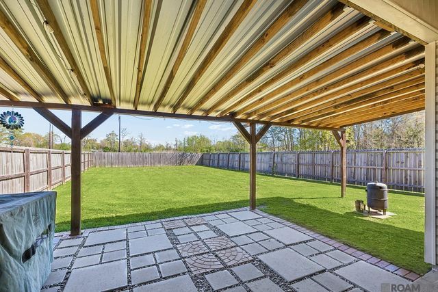 3024 Red Hat Rd, Brusly, LA 70719